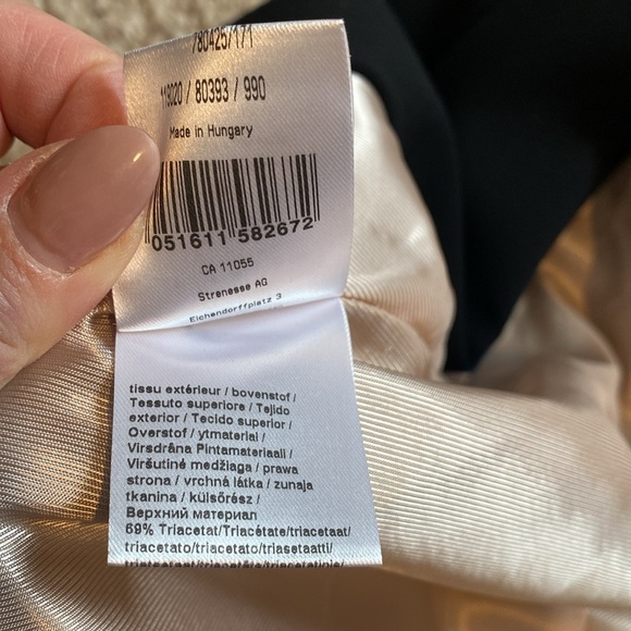 Strenesse women’s size 4 black tailored sleeveless blazer double button closure - Picture 5 of 7